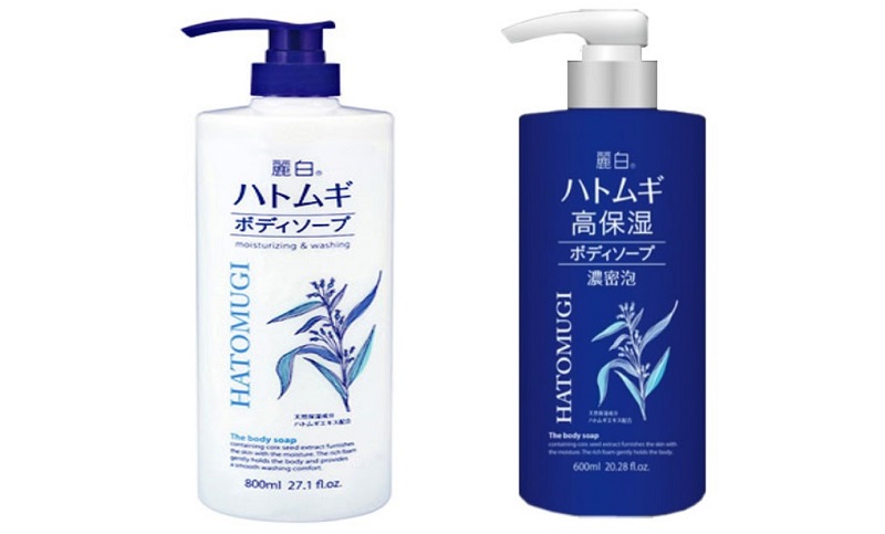 Hatomugi Moisturizing Washing có 2 loại: Màu xanh và trắng