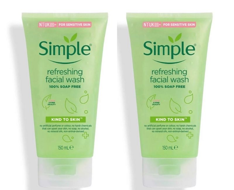 Sữa rửa mặt dạng gel Simple Refreshing Facial Wash được nhiều người tin dùng hiện nay