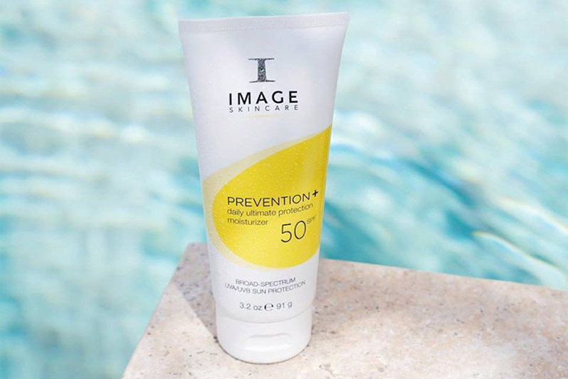 Prevention+ Daily Ultimate Protection Moisturizer SPF50