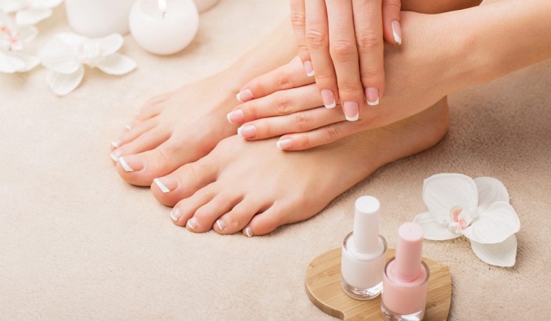 Vệ sinh sạch sẽ móng tay, móng chân hàng ngày là bước quan trọng nhất để có được bộ móng khỏe đẹp