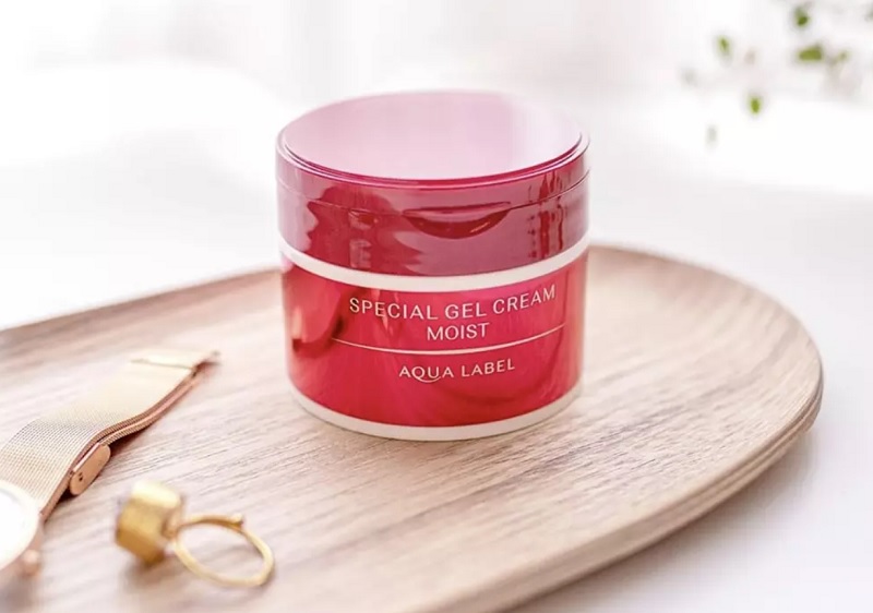 Kem dưỡng da mặt mùa đông Aqualabel Special Gel Cream 5in1 của Shiseido