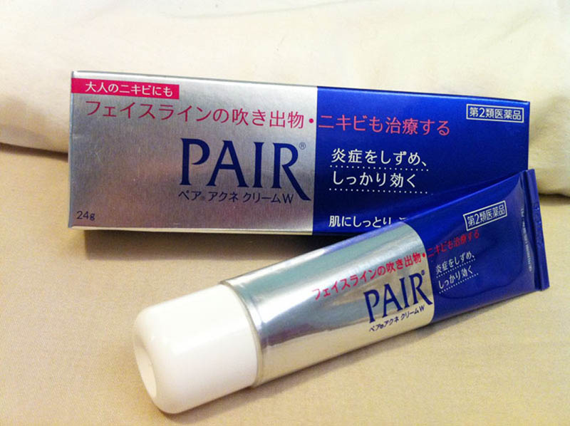 Kem mụn Pair hay Pair Acne W Cream là sản phẩm đến từ thương hiệu Lion Pai