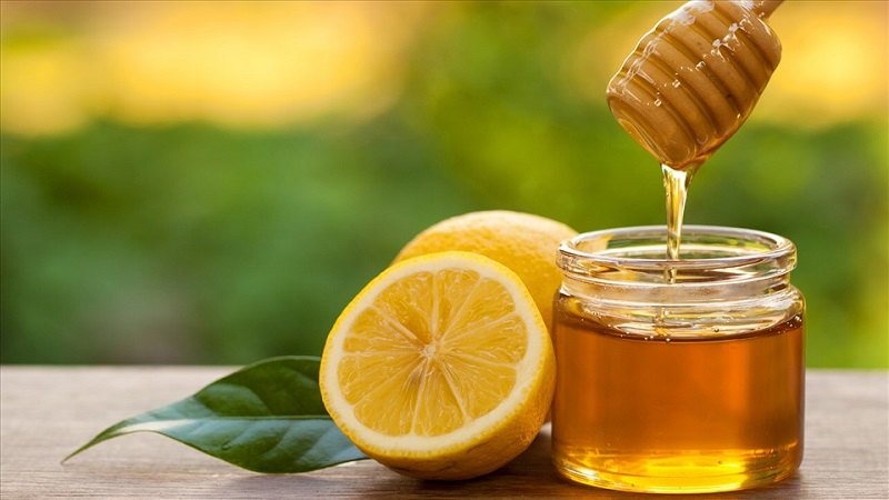 Làm sạch da hiệu quả với chanh và mật ong
