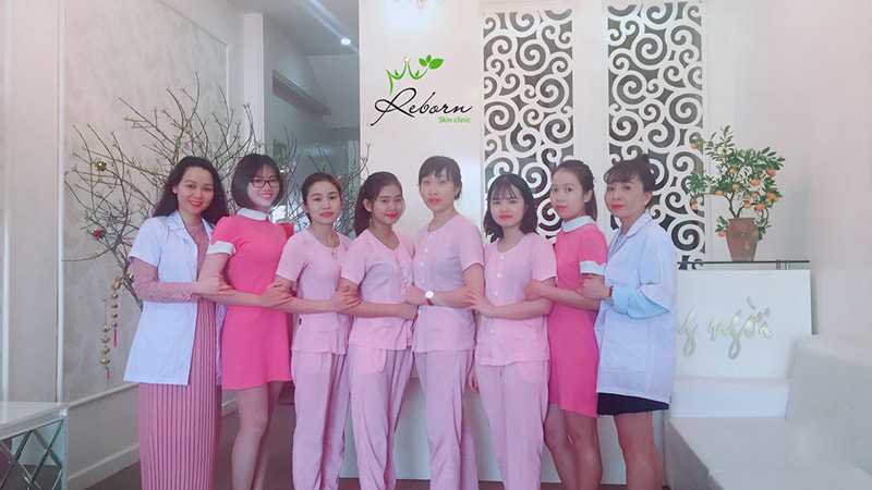 Đội ngũ nhân viên trẻ trung giàu nhiệt huyết của Reborn Skin Clinic